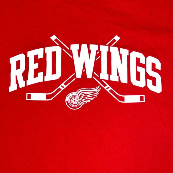 Men's Detroit Red Wings NHL Red T-Shirt Size XL Unisex 100% Cotton Hockey Merch - Picture 1 of 7